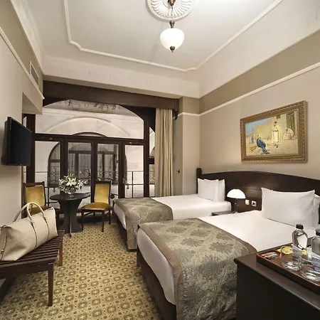 Legacy Ottoman Old 5*